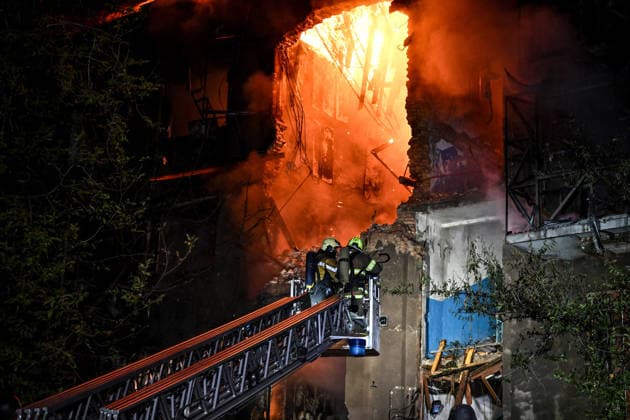 RECORD DATE NOT STATED Firefighters with the State Emergency Service of Ukraine extinguish a fire from an aerial ladder at a house following a nighttime Russian drone attack in Zaporizhzhia, Ukraine, on July 12, 2026. Six people, including a 15-year-old boy, were injured in the attack (Photo by Dmytro Smolienko Ukrinform) Nighttime Russian drone strike hits Zaporizhzhia  Copyright: xDmytroxSmolienkox