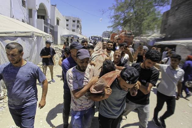 RECORD DATE NOT STATED Seven Killed, Four Injured After Strike on Police Facility in Northern Gaza (INT) Seven Killed, Four Injured After Strike on Police Facility in Northern Gaza July 14, 2026, Gaza, Palestine: Casualties arrived at Al-Shifa Medical Complex following a strike on a police facility in northern Gaza. According to medical sources, seven people were killed and four others were injured. Emergency teams transported the casualties to the hospital as medical staff responded to the influx of patients. Credit: Hashem Zimmo TheNews2(Foto: Hashem Zimmo Thenews2 imago images) Seven Killed, Four Injured After Strike on Police Facility in Northern Gaza  Copyright: xHashemxZimmox