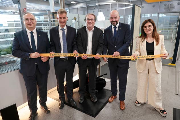 News Themen der Woche KW29 Cenk Özöztürk, Max Kownatzki, Michael Krischer, Thilo Schmid, Teresa De Bellis-Olinger bei der Eröffnung der modernisierten Sicherheitskontrolle im Terminal 1 am Flughafen Köln Bonn. Köln, 14.07.2026 *** Cenk Özöztürk, Max Kownatzki, Michael Krischer, Thilo Schmid, and Teresa De Bellis Olinger at the opening of the modernized security checkpoint in Terminal 1 at Cologne Bonn Airport, Cologne, July 14, 2026 RobertxSchmiegeltx xRSZOOM,xAllexRechtexvorbehaltenx xAllxrightsxreserved.x sicherheitskontrolle_6728