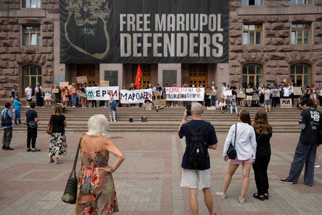 Demonstrators protest against the increase in municipal transport fares during the Preserve Affordable Transport in Kyiv rally outside the Kyiv City State Administration building, Kyiv, Ukraine, July 14, 2026. The capital plans to raise the fare for municipal transport to UAH 30 per single trip. The new tariffs will take effect from July 15, 2026. (Photo by Marianna Kotyk Ukrinform) Kyivans protest against municipal transport fare hike  Copyright: xMariannaxKotykx