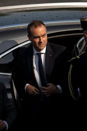 Bastille Day Parade - Place de la Concorde - Paris French prime Minister Sebastien Lecornu during the annual Bastille Day military parade on the Champs-Elysees Avenue in Paris on July 14, 2026.Photo by Eliot Blondet ABACAPRESS.COM Paris France France  Copyright: xBlondetxEliot ABACAx