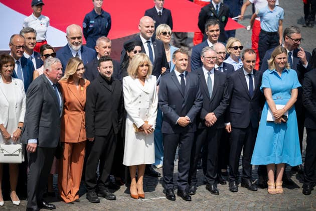 Bastille Day Parade - Place de la Concorde - Paris German Chancellor s wife Charlotte Merz, German Chancellor Friedrich Merz, Croatia s Prime Minister Andrej Plenkovic, President of the French Senate Gerard Larcher, Albania s Prime Minister Edi Rama, Ukrainian President s wife Olena Zelenska, Ukraine s President Volodymyr Zelensky, Czech Prime Minister Andrej Babis, French President s wife Brigitte Macron, France s President Emmanuel Macron, Britain s Prime Minister Keir Starmer, Luxembourg s Prime Minister Luc Frieden and France s Prime Minister Sebastien Lecornu pose for a family photo during the annual Bastille Day military parade on the Champs-Elysees Avenue in Paris on July 14, 2026.Photo by Eliot Blondet ABACAPRESS.COM Paris France  Copyright: xBlondetxEliot ABACAx