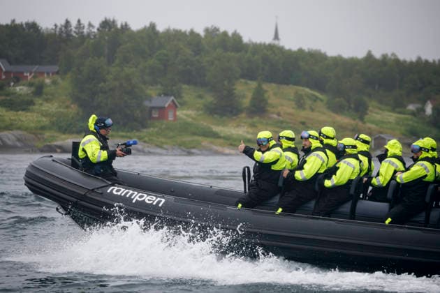 Johann Wadephul (CDU), Bundesaussenminister, faehrt zusammen mit dem norwegischen Aussenminister Espen Barth Eide mit einem Schnellboot von Saltbrygga nach Bodo durch den Saltfjorden. Saltbrygga, 14.07.2026. Fotografiert im Auftrag des Auswaertigen Amtes Saltbrygga Norwegen *** Johann Wadephul (CDU), Federal Minister of Foreign Affairs, travels by speedboat from Saltbrygga to Bodo through the Saltfjorden with Norwegian Foreign Minister Espen Barth Eide. Saltbrygga, July 14, 2026 Photographed on behalf of the Federal Foreign Office Saltbrygga, Norway Copyright: xThomasxTrutschel AAx