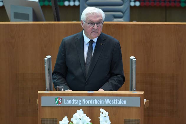 Gedenkstunde Hochwasserkatastrophe am 14.07.2026 im Landtag Nordrhein-Westfalen in Düsseldorf Frank-Walter Steinmeier ( Bundespräsident ) während der Gedenkstunde im Landtag Nordrhein-Westfalen. *** Memorial service for the flood disaster on July 14, 2026, at the State Parliament of North Rhine-Westphalia in Düsseldorf; Frank-Walter Steinmeier, Federal President, during the memorial service at the State Parliament of North Rhine-Westphalia xRx