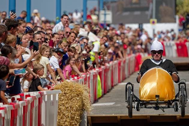 Grand Soapbox Race in Le Portel PHOTOPQR VOIX DU NORD JOHAN BEN AZZOUZ July 14, 2026 Le Portel, July 14, 2026 Major soapbox car race on the Portel seafront PHOTO JOHAN BEN AZZOUZ LA VOIX DU NORD Le Portel, France – July 14, 2026 Drivers compete in homemade soapbox cars during the annual Kart d’Heurt Portelois race held along Le Portel’s seafront in Northern France  Copyright: xPHOTOPQR VOIXxDUxNORD MAXPPPxJOHANxBENxAZZOUZx 20260714VDN6816 20260714VDN6816