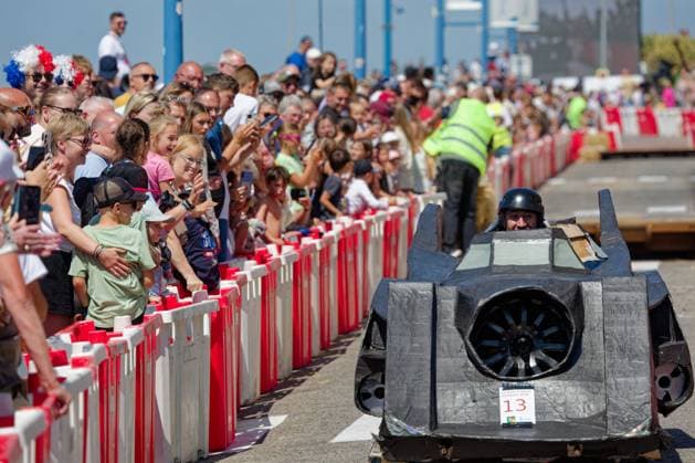 Grand Soapbox Race in Le Portel PHOTOPQR VOIX DU NORD JOHAN BEN AZZOUZ July 14, 2026 Le Portel, July 14, 2026 Major soapbox car race on the Portel seafront PHOTO JOHAN BEN AZZOUZ LA VOIX DU NORD Le Portel, France – July 14, 2026 Drivers compete in homemade soapbox cars during the annual Kart d’Heurt Portelois race held along Le Portel’s seafront in Northern France  Copyright: xPHOTOPQR VOIXxDUxNORD MAXPPPxJOHANxBENxAZZOUZx 20260714VDN6841 20260714VDN6841