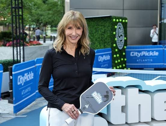 Entertainment Themen der Woche KW29 Mary Steenburgen at a public appearance for THE DINK Photo Call for Apple TV, CityPickle at Hudson Yards, New York, NY, July 14, 2026. Photo By: Eli Winston Everett Collection THE DINK Photo Call for Apple TV PUBLICATIONXNOTxINxCANxCHNxFRAxITAxJPNxNORxPOLxRUSxESPxUKxUSA