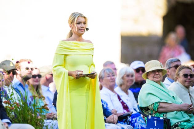 260714 Programledaren Kristina Petrushina under utdelningen av Victoriapriset den 14 juli 2026 i Borgholm. *** July 14, 2026: TV host Kristina Petrushina at the Victoria Prize awards ceremony on July 14, 2026, in Borgholm  Copyright: SUVADxMRKONJIC 1079987295st