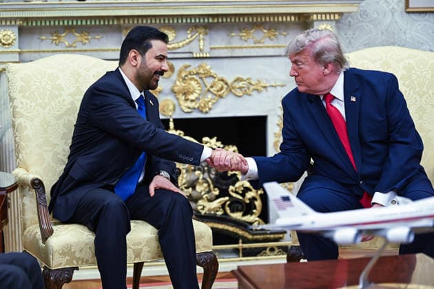 July 14, 2026, Washington, District Of Columbia, USA: United States President Donald J Trump (R) shakes hands with Iraqi Prime Minister Ali al-Zaidi (L) during their meeting in the Oval Office of the White House in Washington, DC, USA, 14 July 2026. This is Ali al-Zaidi™s first foreign trip since he took office in May 2026 Washington USA  - ZUMAs152 20260714_faa_s152_018 Copyright: xGraemexSloanx-xPoolxviaxCNPx