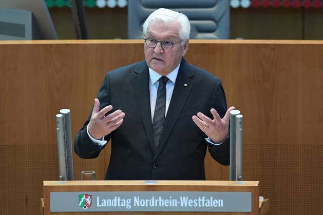 Gedenkstunde Hochwasserkatastrophe am 14.07.2026 im Landtag Nordrhein-Westfalen in Düsseldorf Frank-Walter Steinmeier ( Bundespräsident ) während der Gedenkstunde im Landtag Nordrhein-Westfalen. *** Memorial service for the flood disaster on July 14, 2026, at the State Parliament of North Rhine-Westphalia in Düsseldorf; Frank-Walter Steinmeier, Federal President, during the memorial service at the State Parliament of North Rhine-Westphalia xRx