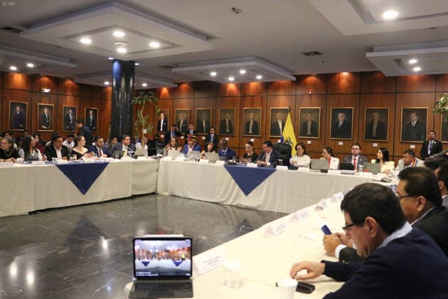 Quito, Tuesday, July 14, 2026: Meeting of the Oversight Committee to present evidence for the impeachment trial of former Minister Inés Manzano, who appeared remotely, in the Transito Amaguana Room. Photos: API, Rolando Enriquez, Quito, Pichincha, Ecuador, 20260714 233315 6a56a81307db9 1002131889 Copyright: xROLANDOxENRIQUEZx