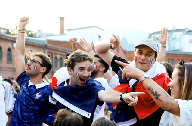 14.07.2026, Berlin - Deutschland. Fußball-WM der Männer, Halbfinale Frankreich vs Spanien, Kulturbrauerei. *** July 14, 2026, Berlin, Germany: Men s World Cup, Semifinal: France vs. Spain, Kulturbrauerei