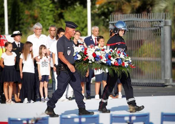 CEREMONY IN HONOR OF THE VICTIMS OF THE NICE ATTACKS PHOTOPQR NICE MATIN Dylan Meiffret Nice July 14, 2026 10 years later, ceremony honoring the victims of the Nice attack on July 14, 2016 HERE: a police officer and a firefighter lay a wreath Nice July 14, 2026 10 years later, a ceremony honoring the victims of the Nice attack on July 14, 2016, Nice, France  Copyright: xPHOTOPQR NICExMATIN MAXPPPxDylanxMeiffretx 20260714NIM7280 20260714NIM7280
