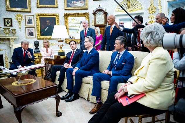 United States President Donald Trump (L), US Secretary of State Marco Rubio (2L), US Secretary of Energy Chris Wright (3L), US Secretary of the Treasury Scott Bessent (C), US Secretary of War Pete Hegseth (2R), and White House Chief of Staff Susie Wiles (R) during a meeting with Iraqi Prime Minister Ali al-Zaidi (not pictured) in the Oval Office with of the White House in Washington, DC, USA, 14 July 2026. This is Ali al-Zaidi’s first foreign trip since he took office in May 2026. Copyright: xGraemexSloanx xPoolxviaxCNPx MediaPunchx