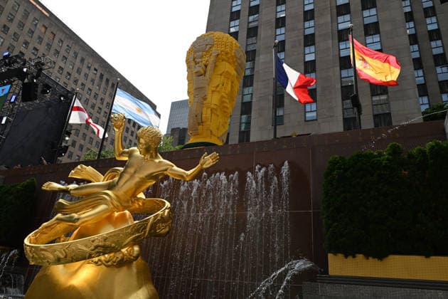July 14, 2026, New York, New York, USA: July 14, 2026 - New York, NY, USA - New Yorkers and tourists supporting Spain and France in the semi-final match of the World Cup gather in Rockefeller Center for a watch party. Despite the high heat and sun the area was packed. The promising run to the final for France and Mbappe ends with SpainÃ¢â‚¬â ¢s win 2-0. The fans were on the pitch and in the Channel Gardens. (Andrea RENAULT Zuma Press) New York USA  - ZUMAg115 20260714_faf_g115_011 Copyright: xAndreaxRenaultx