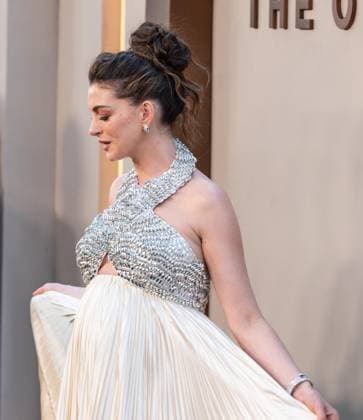 July 14, 2026, Bronx, New York, USA: Anne Hathaway wearing dress by Prada attends premiere of The Odyssey at AMC Lincoln Square in New York, NY on July 14, 2026. Bronx USA  - ZUMAr339 20260714_znp_r339_035 Copyright: xLevxRadinx