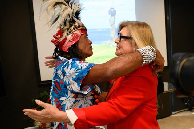 RAPA NUI ANCESTORS RETURN, Rapa Nui delegation representative Johnny Tuky Hake embraces Kim McKay, Director & CEO, Australian Museum during a ceremony to formally return 17 Rapa Nui ancestors and a sample of human hair to Te Mau Hatu o Rapa Nui (Easter Island) representatives at the Australian Museum, in Sydney, Wednesday, July 15, 2026. ( NO ARCHIVING SYDNEY NEW SOUTH WALES AUSTRALIA  Copyright: xDANxHIMBRECHTSx 20260715134394887885