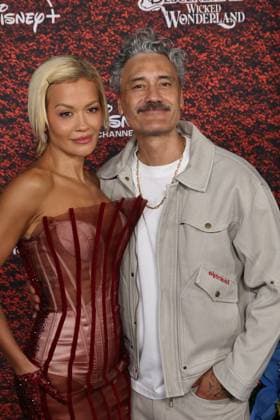 LOS ANGELES, CALIFORNIA - JULY 14: Rita Ora and Taika Waititi at the premiere of The Disney Channel s Descendants: Wicked Wonderland at Academy Museum of Motion Pictures on July 14, 2026 in Los Angeles, California. Credit: USA  - ZUMAa123 20260714_zaa_a123_188 Copyright: xAdMediax