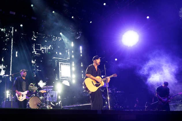 OneRepublic live auf dem Musikfestival Moon&Stars 2026 auf der Piazza Grande. Locarno, 14.07.2026 *** OneRepublic live at the Moon Stars 2026 music festival on Piazza Grande in Locarno, July 14, 2026 Foto:xA.xRaemyx xFuturexImagex onerepublic_6703