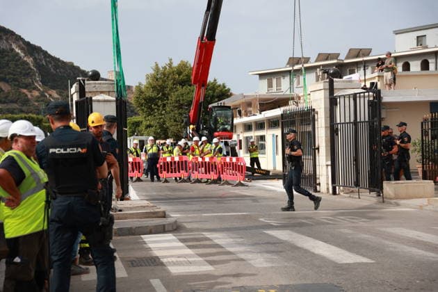 Pedro Sánchez Attends the Demolition Ceremony for the Gibraltar Fence Official Demolition Ceremony for the Gibraltar Fence July 15, 2026, in La Línea de la Concepción, Cádiz, Andalusia, Spain July 15, 2026 Rocí La Línea de la Concepción, Cádiz La Línea de la Concepción, Cádiz Spain  Copyright: xRocioxRuzx 7665433