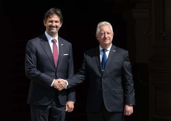 From right Czech Defence Minister Jaromir Zuna (SPD) meets Slovak Defence Minister Robert Kalinak in Prague, Czech Republic, July 15. 2026. (CTKxPhoto MichaelaxRihova) CTKPhotoP2026071502396  CTKPhotoP2026071502396