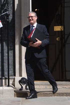 . 15 07 2026. London, United Kingdom. Prime Minister Keir Starmer Leaving For PMQs. Prime Minister Keir Starmer departs No10 Downing Street for PMQs at the House of Commons.  xMartynxWheatleyx xi-Imagesx IIM-26904-0001