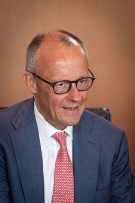 Berlin, Kabinettssitzung der Bundesregierung Kabinettssitzung der Bundesregierung am 15.07.2026 im Bundeskanzleramt in Berlin. Im Bild: Bundeskanzler Friedrich Merz (CDU) Berlin Bundeskanzleramt Berlin Deutschland *** Berlin, Federal Government Cabinet Meeting Federal Government Cabinet Meeting on July 15, 2026, at the Federal Chancellery in Berlin Pictured: Federal Chancellor Friedrich Merz (CDU), Berlin, Federal Chancellery, Berlin, Germany