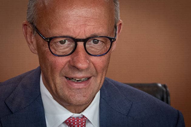 Berlin, Kabinettssitzung der Bundesregierung Kabinettssitzung der Bundesregierung am 15.07.2026 im Bundeskanzleramt in Berlin. Im Bild: Bundeskanzler Friedrich Merz (CDU) Berlin Bundeskanzleramt Berlin Deutschland *** Berlin, Federal Government Cabinet Meeting Federal Government Cabinet Meeting on July 15, 2026, at the Federal Chancellery in Berlin Pictured: Federal Chancellor Friedrich Merz (CDU), Berlin, Federal Chancellery, Berlin, Germany