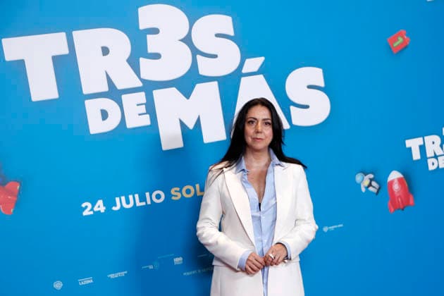 July 15, 2026, Madrid, Madrid, Spain: Actress CARMEN RUIZ poses for the media during the photocall presenting the new family comedy Tres de mas at the Urso Hotel. The film follows the story of Julia and Ernesto, a successful couple enjoying a child-free life until they suddenly wake up with three kids calling them mom and dad, forcing them to learn parenthood overnight while discovering the origin of the children. Madrid Spain  - ZUMAo127 20260715_zep_o127_045 Copyright: xHugoxOrtunox