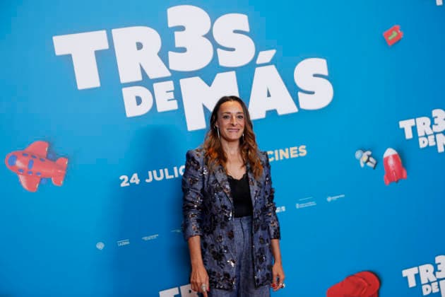 July 15, 2026, Madrid, Madrid, Spain: Actress RAQUEL GUERRERO poses for the media during the photocall presenting the new family comedy Tres de mas at the Urso Hotel. The film follows the story of Julia and Ernesto, a successful couple enjoying a child-free life until they suddenly wake up with three kids calling them mom and dad, forcing them to learn parenthood overnight while discovering the origin of the children. Madrid Spain - ZUMAo127 20260715_zep_o127_058 Copyright: xHugoxOrtunox