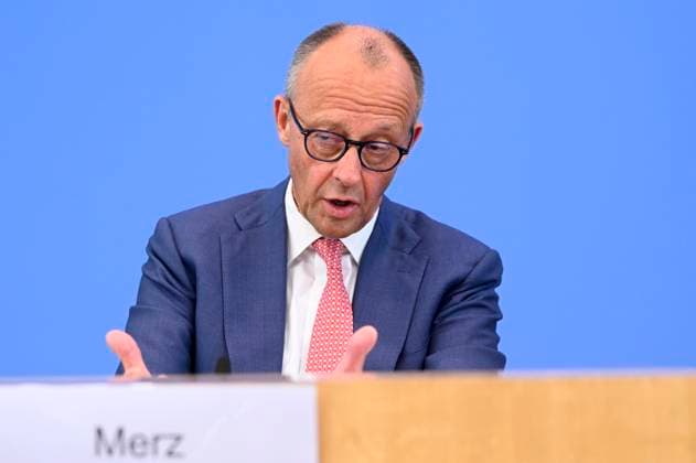 ABB BPK- Joachim - Friedrich Martin Josef Merz Bundeskanzler der Bundesrepublik Deutschland Bundesvorsitzender der CDU Politiker spricht ueber Aktuelle Themen der Innen- und Außenpolitik auf der BPK Bundespressekonferenz am 15.07.2026 in Berlin Berlin Deutschland *** ABB BPK Joachim Friedrich Martin Josef Merz, Chancellor of the Federal Republic of Germany and Federal Chairman of the CDU, speaks about current domestic and foreign policy issues at the BPK Federal Press Conference on July 15, 2026, in Berlin, Germany
