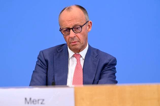ABB BPK- Joachim - Friedrich Martin Josef Merz Bundeskanzler der Bundesrepublik Deutschland Bundesvorsitzender der CDU Politiker spricht ueber Aktuelle Themen der Innen- und Außenpolitik auf der BPK Bundespressekonferenz am 15.07.2026 in Berlin Berlin Deutschland *** ABB BPK Joachim Friedrich Martin Josef Merz, Chancellor of the Federal Republic of Germany and Federal Chairman of the CDU, speaks about current domestic and foreign policy issues at the BPK Federal Press Conference on July 15, 2026, in Berlin, Germany