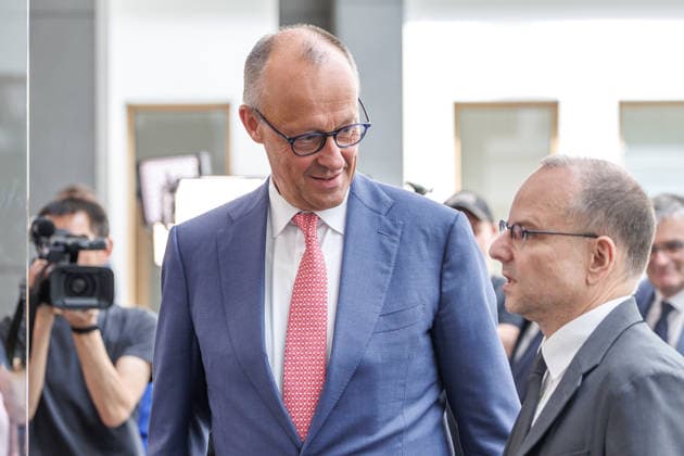 Regierungspressekonferenz zu den aktuellen Themen der Innen- und Außenpolitik mit Bundeskanzler Friedrich Merz Regierungspressekonferenz zu den aktuellen Themen der Innen- und Außenpolitik mit Bundeskanzler Friedrich Merz im Haus der Bundespressekonferenz am 15.07.2026 in Berlin. Berlin Berlin Deutschland Haus der Bundespressekonferenz *** Government press conference on current domestic and foreign policy issues with Chancellor Friedrich Merz Government press conference on current domestic and foreign policy issues with Chancellor Friedrich Merz at the Federal Press Conference Center on July 15, 2026, in Berlin, Berlin, Germany, Federal Press Conference Center