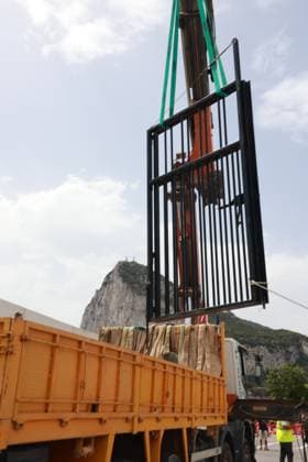 Pedro Sánchez attends the demolition of the Gibraltar Fence demolition of the Gibraltar Fence July 15, 2026, in La Línea de la Concepción, Cádiz, Andalusia, Spain The fence separating Gibraltar from Spain has been, for more than a century, the symbol of the division between the British colony and the surrounding Campo de Gibraltar region, even serving as a literal barrier during the Franco era, but as of this Wednesday, it has become a thing of the past by virtue of the agreement reached between the United Kingdom and the European Union to facilitate the Rock’s relationship with the bloc following Brexit. JULY 15, 2026 Rocí La Línea de la Concepción, Cádiz La Línea de la Concepción, Cádiz Spain  Copyright: xRocioxRuzx 7665982