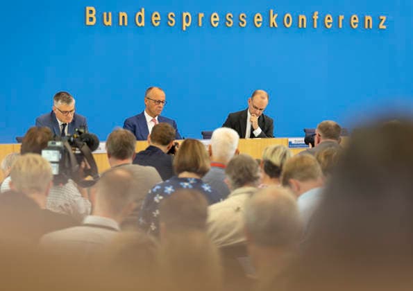 Friedrich Merz (CDU), Bundeskanzler, aufgenommen im Rahmen der Sommerpressekonferenz in der BPK in Berlin, 15.07.2026. Berlin Deutschland *** Friedrich Merz (CDU), Federal Chancellor, photographed during the summer press conference at the BPK in Berlin, July 15, 2026, Berlin, Germany Copyright: xFlorianxGaertnerx