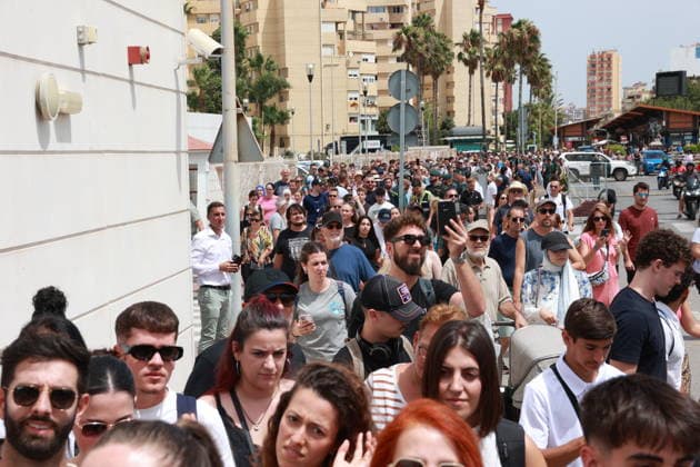 Pedro Sánchez Attends the Demolition Ceremony of the Gibraltar Fence Residents of La Línea Cross into Gibraltar Without Stopping at a Checkpoint on the First Day Without the Fence July 15, 2026, in La Línea de la Concepción, Cádiz, Andalusia, Spain The fence separating Gibraltar from Spain has been, for more than a century, the symbol of the division between the British colony and the surrounding Campo de Gibraltar region, even serving as a literal barrier during the Franco era, but as of this Wednesday, it has become a thing of the past by virtue of the agreement reached between the United Kingdom and the European Union to facilitate the Rock’s relationship with the bloc following Brexit. JULY 15, 2026 Rocí La Línea de la Concepción, Cádi  Copyright: xRocioxRuzx 7666162