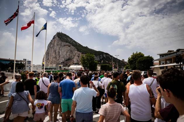 Ceremony Marks Removal of Gibraltar-Spain Border Fence LA LÃNEA DE LA CONCEPCION, Spain July 15, 2026: Spanish Prime Minister Pedro Sanchez, Spanish Foreign Minister JosÃ Manuel Albares and Gibraltar Chief Minister Fabian Picardo attend a ceremony marking the demolition of the border fence between Spain and Gibraltar in La Linea de la Concepcion on July 15, 2026. The event follows the implementation of an agreement eliminating passport controls between Gibraltar and Spain. La Linea de la Concepcion Spain Copyright: x xSamuelxVegax xJNAxPressx