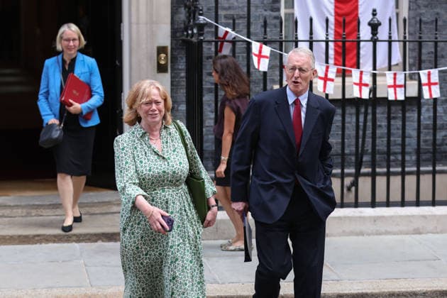 July 15, 2026, London, England, United Kingdom: Leader of the House of Lords BARONESS SMITH OF BASILDON (L) and Northern Ireland Secretary HILARY BENN (R) depart Downing Street following a Cabinet meeting. London United Kingdom - ZUMAa279 20260715_zsp_a279_058 Copyright: xZeynepxDemirxAslimx