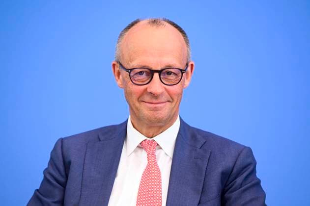 ABB BPK- Joachim - Friedrich Martin Josef Merz Bundeskanzler der Bundesrepublik Deutschland Bundesvorsitzender der CDU Politiker spricht ueber Aktuelle Themen der Innen- und Außenpolitik auf der BPK Bundespressekonferenz am 15.07.2026 in Berlin Berlin Deutschland *** ABB BPK Joachim Friedrich Martin Josef Merz, Chancellor of the Federal Republic of Germany and Federal Chairman of the CDU, speaks about current domestic and foreign policy issues at the BPK Federal Press Conference on July 15, 2026, in Berlin, Germany