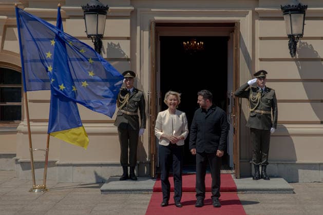 Ukrainian President Volodymyr Zelensky and European Commission President Ursula von der Leyen attend the Ukraine Southeast Europe Summit in Kyiv, reaffirming the European Union s support for Ukraine. - 15 07 2026 - Ukraine Kyiv Oblast Kyiv () -  LouisxLemaire-Sicrex xLexPictorium LePictorium_0339033