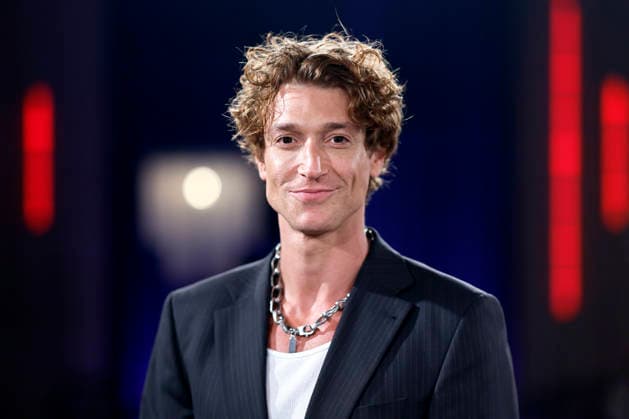 Schauspieler Daniel Donskoy bei der WDR Talkshow Koelner Treff im WDR-Studio Köln. Köln, 15.07.2026 NRW Deutschland *** Actor Daniel Donskoy on the WDR talk show Koelner Treff at the WDR Studio in Cologne, Cologne, July 15, 2026, North Rhine-Westphalia, Germany Copyright: xChristophxHardtx
