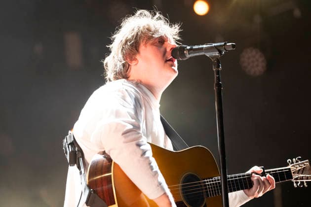15.07.2026, Locarno, Piazza Grande, Moon and Stars, Lewis Capaldi Locarno Piazza Grande Ticino Switzerland *** July 15, 2026, Locarno, Piazza Grande, Moon and Stars, Lewis Capaldi, Locarno, Piazza Grande, Ticino, Switzerland Copyright: xJustPictures.ch AlexanderxRaemyx jp-de-AlRa-DSC07442