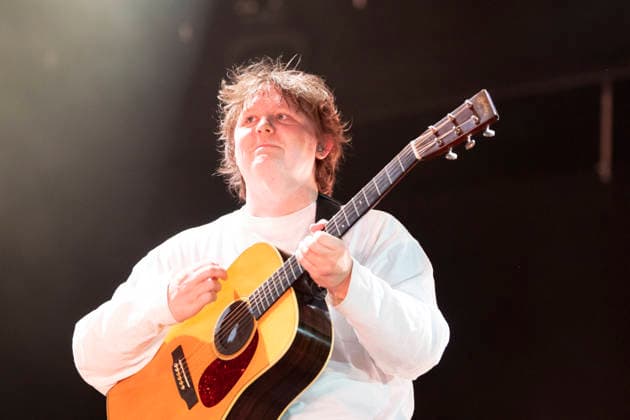 15.07.2026, Locarno, Piazza Grande, Moon and Stars, Lewis Capaldi Locarno Piazza Grande Ticino Switzerland *** July 15, 2026, Locarno, Piazza Grande, Moon and Stars, Lewis Capaldi, Locarno, Piazza Grande, Ticino, Switzerland Copyright: xJustPictures.ch AlexanderxRaemyx jp-de-AlRa-DSC07667