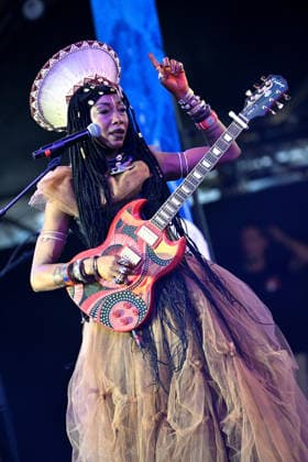 Fatoumata Diawara, a Malian singer, actress, and singer-songwriter, is performing on the Pinède Gould stage during the 65th Juan Jazz Festival on July 15, 2026. Since 1960, the Jazz à Juan Festival has welcomed the biggest names in jazz. Bruno Bebert Bestimage Fatoumata Diawara, a Malian singer, actress, and singer-songwriter, is on stage at the Pinède Gould during the 65th Jazz à Juan Festival on July 15, 2026. Since 1960, the Jazz à Juan Festival has welcomed the biggest names in jazz. Antibes, Juan-les-Pins, France  Copyright: xBrunoxBebertx xBestimagexBrunoxBebertx xBestimagex