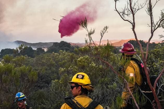 July 15, 2026, Boulevard, California, United States: Firefighters battle the Thorn Fire..The Thorn Fire burns near Buckthorn Trail and Clover Trail in the Boulevard Campo area of southeastern San Diego County on Wednesday, July 15, 2026. Fueled by hot, dry conditions, the wildfire spreads rapidly, prompts evacuation orders and warnings, temporarily closes portions of Interstate 8, and draws a large response from Cal Fire and local agencies. Firefighters on the ground, supported by air tankers and helicopters, work to slow the fire s advance and protect nearby homes and infrastructure as officials monitor changing fire conditions. Boulevard United States  - ZUMAs197 20260715_aaa_s197_305 Copyright: xWaixLeexMichaelxHox