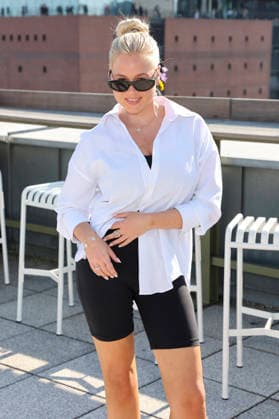 ABB DARNELL- Jo Wuensche Hamburger Fitness-Influencerin zu Gast bei der QVC x Bruce Darnell Kollektion Mode praesentation in der Sturmfreie Bude Elphiblickin Hamburg am 15.07.2026 Hamburg Deutschland *** ABB DARNELL Jo Wuensche, a fitness influencer from Hamburg, was a guest at the QVC x Bruce Darnell collection fashion presentation at Sturmfreie Bude Elphiblickin in Hamburg on July 15, 2026, in Hamburg, Germany