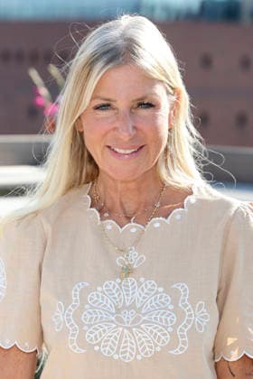 ABB DARNELL- Carina Grendel zu Gast bei der QVC x Bruce Darnell Kollektion Mode praesentation in der Sturmfreie Bude Elphiblickin Hamburg am 15.07.2026 Hamburg Deutschland *** ABB DARNELL s Carina Grendel attended the QVC x Bruce Darnell Collection fashion presentation at Sturmfreie Bude Elphiblickin in Hamburg on July 15, 2026, in Hamburg, Germany
