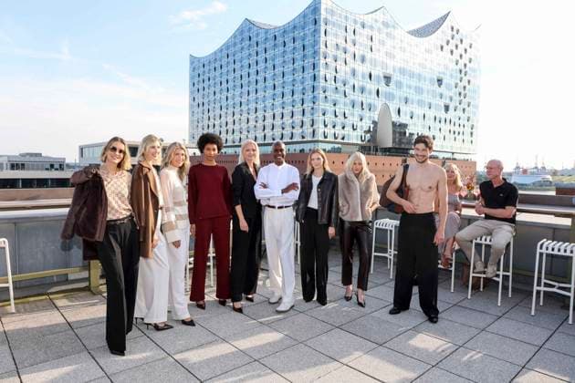 ABB DARNELL- Sienna Liebelt, Bruce Darnell, Franziska Knuppe u.a zu Gast bei der QVC x Bruce Darnell Kollektion Mode praesentation in der Sturmfreie Bude Elphiblickin Hamburg am 15.07.2026 Hamburg Deutschland *** ABB DARNELL Sienna Liebelt, Bruce Darnell, Franziska Knuppe, and others attended the QVC x Bruce Darnell fashion collection presentation at the Sturmfreie Bude Elphiblickin in Hamburg on July 15, 2026, in Hamburg, Germany