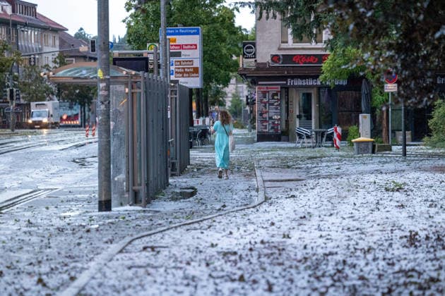 Themenbilder: Hagel in Reutlingen, 15.07.2026, Themenbilder: Hagel in Reutlingen, 15.07.2026, *** Themed Photos: Hail in Reutlingen, July 15, 2026, Themed Photos: Hail in Reutlingen, July 15, 2026, Copyright: xDROFITSCH EIBNERx EP_ddh