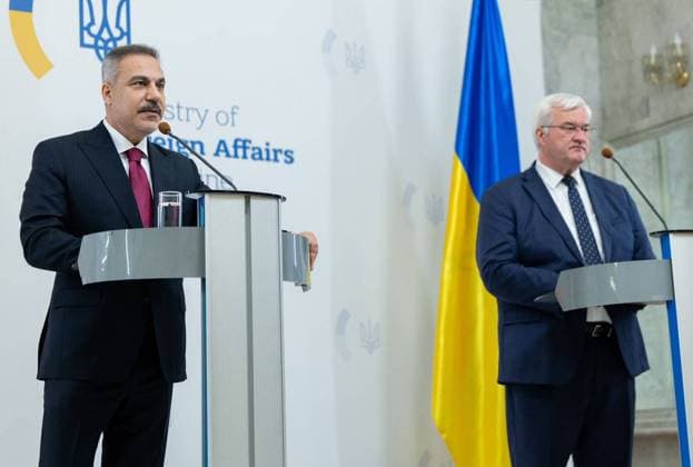 Hakan Fidan - Andrii Sybiha press conference in Kyiv KYIV, UKRAINE - JULY 16 : Turkish Foreign Minister Hakan Fidan (L) and Ukrainian Foreign Minister Andrii Sybiha (R) hold a joint press conference on July 16, 2026 in Kyiv, Ukraine. Murat Gok Anadolu Kyiv Ukraine. Editorial use only. Please get in touch for any other usage.  Copyright: x2026xAnadoluxMuratxGokx
